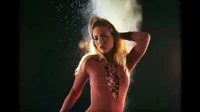 Скачать клип