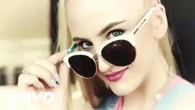 скачать клип Nova Miller - So Good