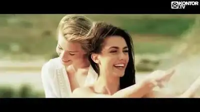 скачать клип Gigo\'n\'Migo and Stoker ft. Phaksy Phillips - Love With The Wind