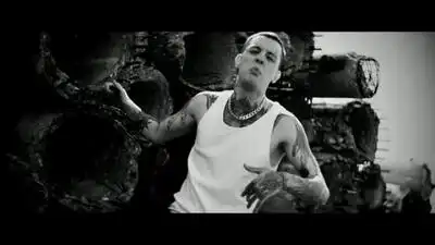 скачать клип Скруджи - Оттуда, где я