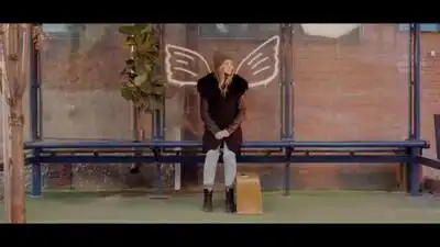 Скачать клип