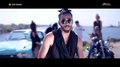 Скачать клип