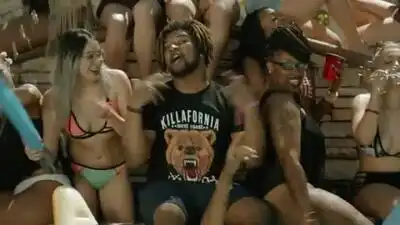 скачать клип Traxamillion ft Flammy Marciano - Mood RN