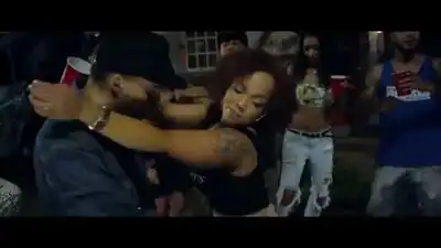 скачать клип Bernz - Call Me In The Morning