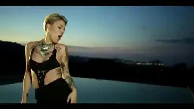 Скачать клип