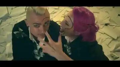 Скачать клип