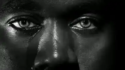 скачать клип Kanye West - Wolves