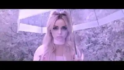 скачать клип SEREBRO - Отпусти меня (МУЗ-ТВ version 2016)