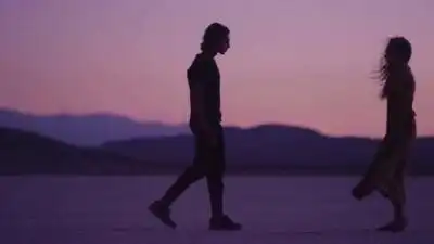 скачать клип Matoma and Becky Hill - False Alarm