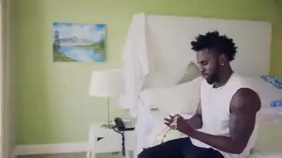 скачать клип Jason Derulo - Kiss The Sky