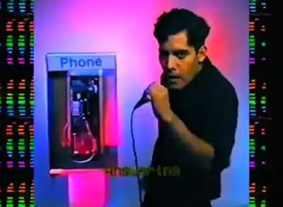 скачать клип Neon Indian - Annie