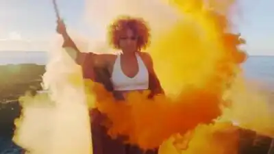 скачать клип Starley - Call On Me