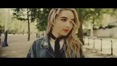скачать клип Sabrina Carpenter - On Purpose