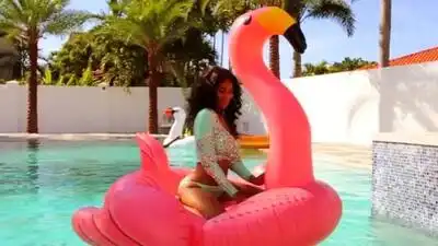 Скачать клип