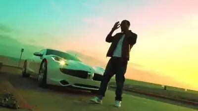 скачать клип B.o.B ft. Playboy Tre - Just A Sign