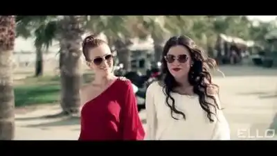 скачать клип Paradox Factory ft. Dr. Alban - Beautiful People