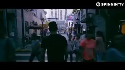 Скачать клип