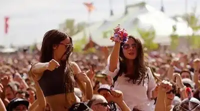 Скачать клип