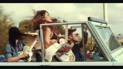 скачать клип KOLAJ - The Touch