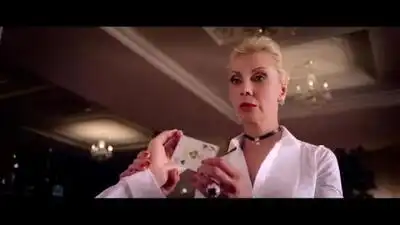 скачать клип ДЯДЯ ВАНЯ - Она пьет, курит и ругается мат ...