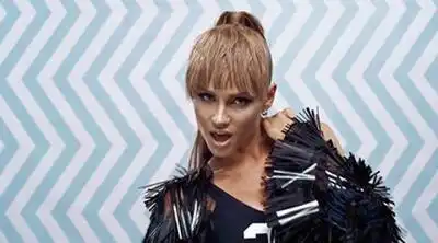 скачать клип Таня Герман - Обжигающий