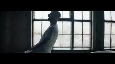 Скачать клип