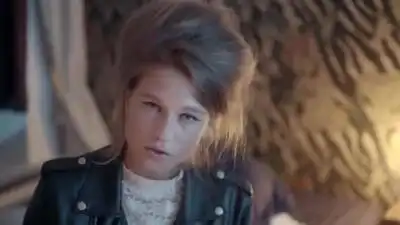 скачать клип Selah Sue - Fade Away