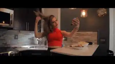 скачать клип Zach Matari - Tossin Turnin (Chris Bedore Radio Edit)