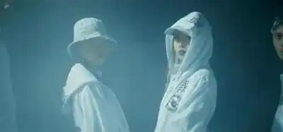 Скачать клип