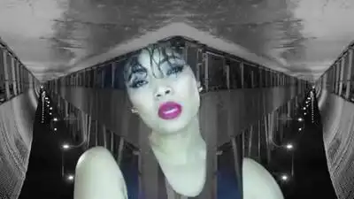 Скачать клип