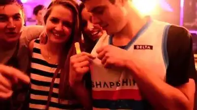 скачать клип Shapeshifter - Stars