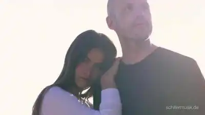 скачать клип Schiller - Solaris