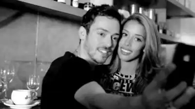 скачать клип PeeWee - Duele Decirte Adios