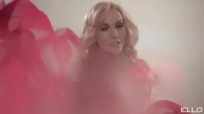 Скачать клип