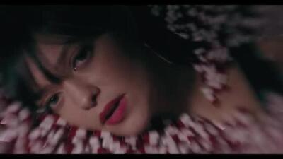 скачать клип Macklemore ft. Ariana DeBoo - Drug Dealer