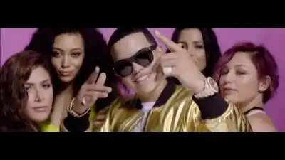 скачать клип J Alvarez - Rico Suave