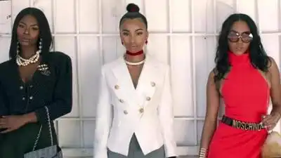 скачать клип Migos ft. Lil Uzi Vert - Bad and Boujee