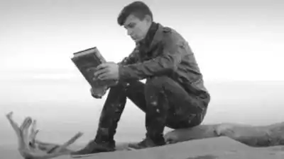 скачать клип High Hopes - Не уходи