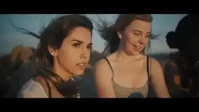 Скачать клип