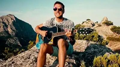 скачать клип Небо Пополам - Все будет круто