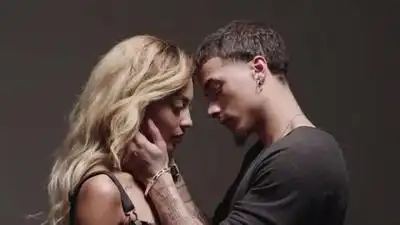 скачать клип Tenny - Quand est-ce que tu maimes