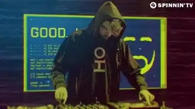 скачать клип Oliver Heldens ft. Ida Corr - Good Life