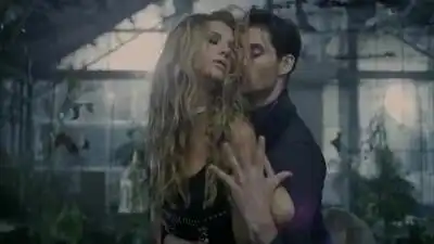 скачать клип Ольга Василюк - Стриптиз