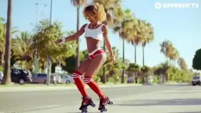 Скачать клип