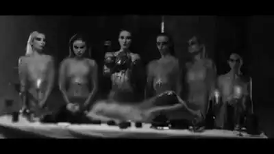 Скачать клип