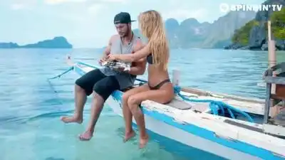 скачать клип Tavi Castro and Jordan feat. Chasing Cities - So Serious