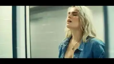 скачать клип Milly Pye - Too Many People