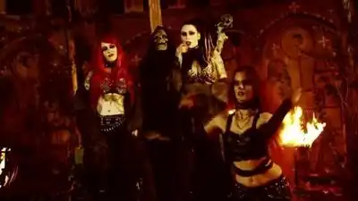 скачать клип Grave Digger - Healed By Metal