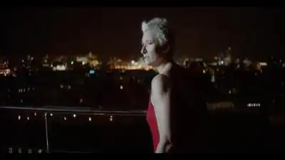 скачать клип Би-2 - Птица на подоконнике