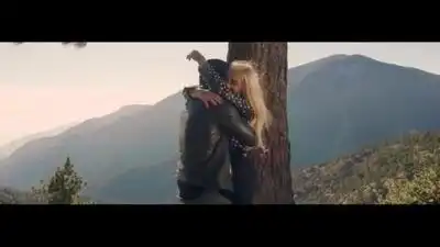 скачать клип Grace Valerie - See How We Run